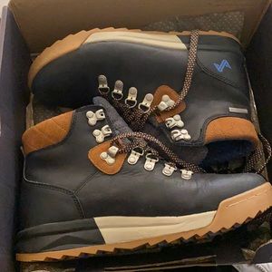 Forsake Patch Boots NEW!